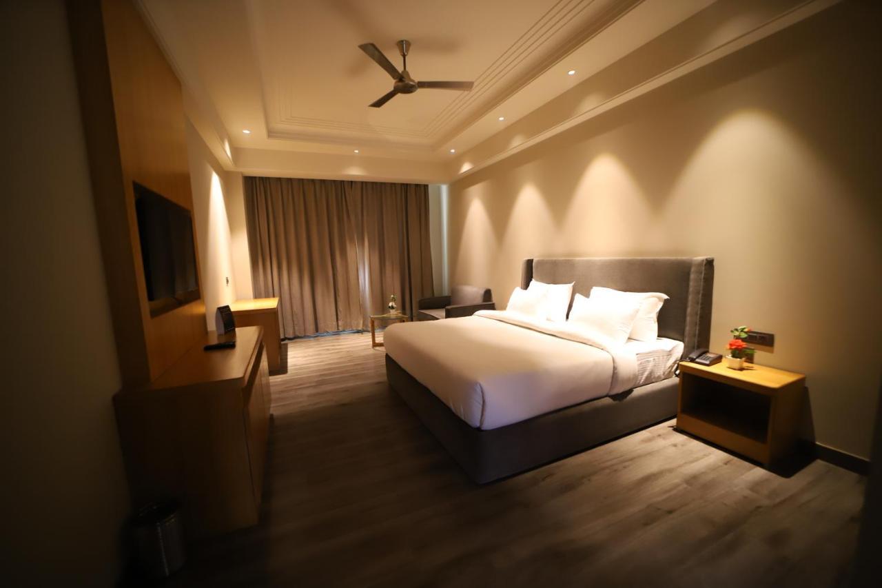 Hotel Abha Grand Алигарх Экстерьер фото