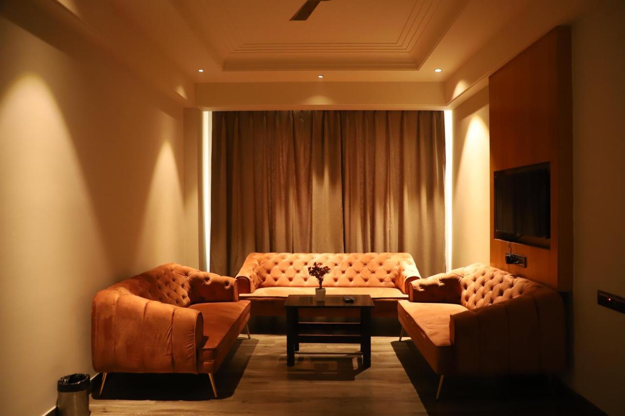 Hotel Abha Grand Алигарх Экстерьер фото