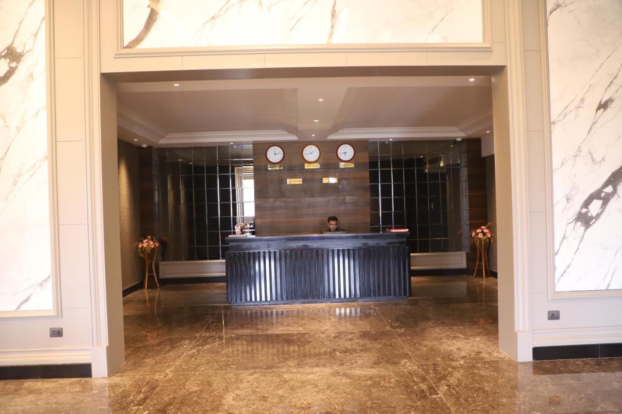 Hotel Abha Grand Алигарх Экстерьер фото