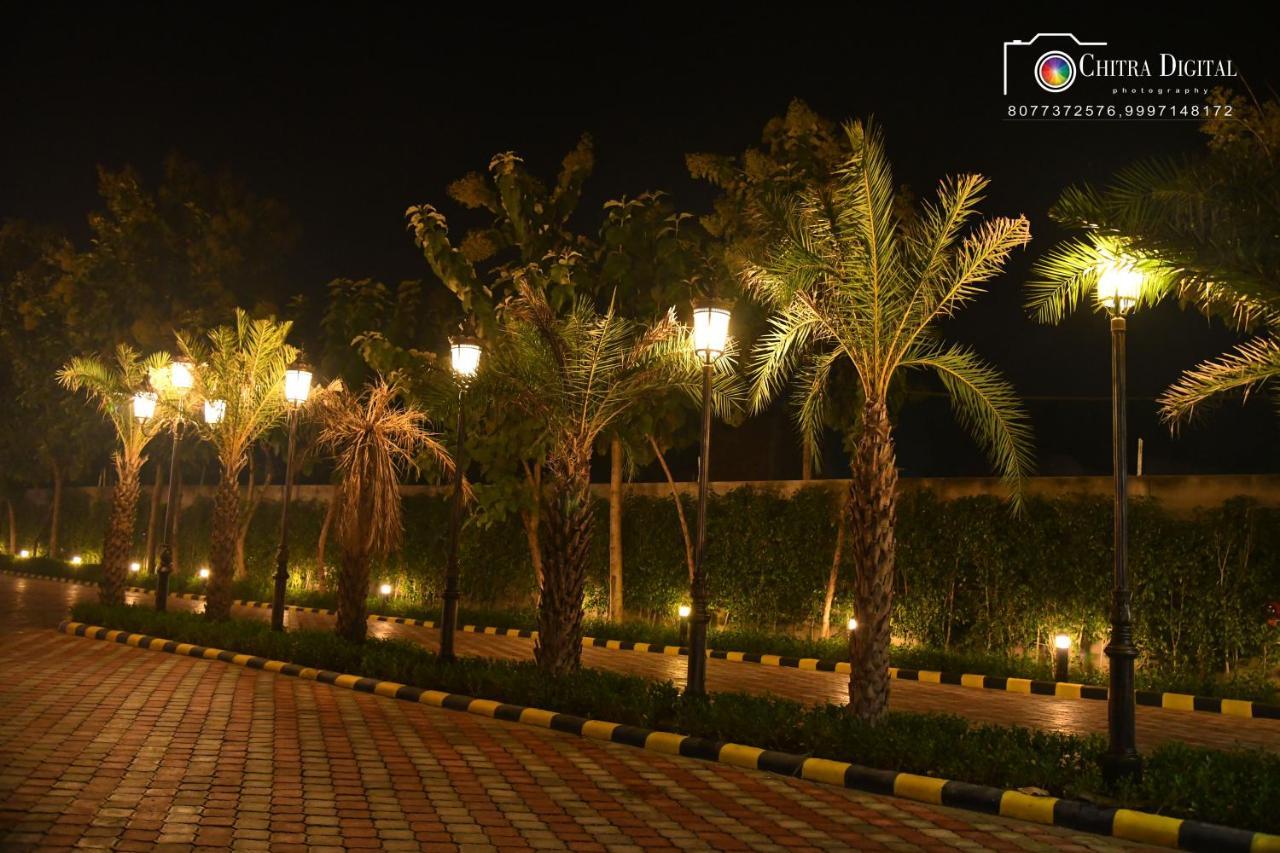 Hotel Abha Grand Алигарх Экстерьер фото
